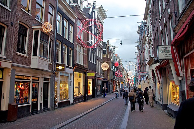 Có một cách để tận hưởng chuyến đi Amsterdam trọn vẹn nhất