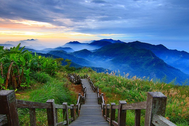 3 ngọn núi hùng vỹ đẹp mê hồn ở Đài Loan