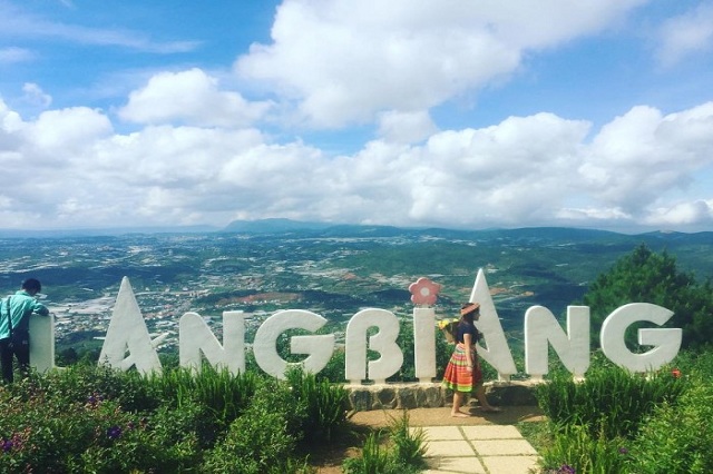 Núi Langbiang tuyệt đẹp ở Đà Lạt