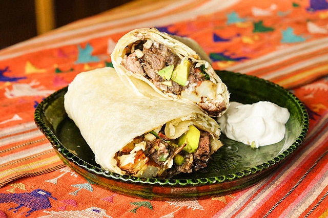 Burrito – món ăn ngon California khó bỏ lỡ